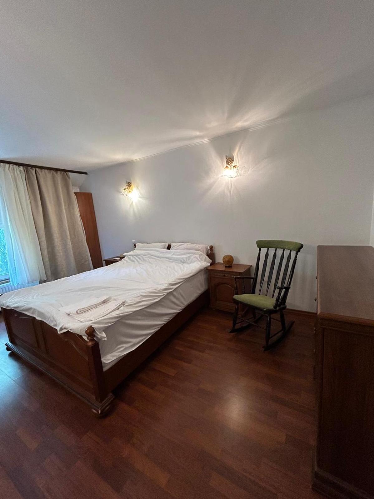 Vila De Inchiriat Aproape De Therme Balotesti Extérieur photo